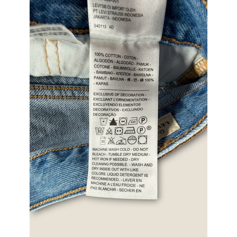 Levis Premium 501 Original Fit Distressed Light Wash Jeans W29 L26 36200-0072 - Picture 3 of 9